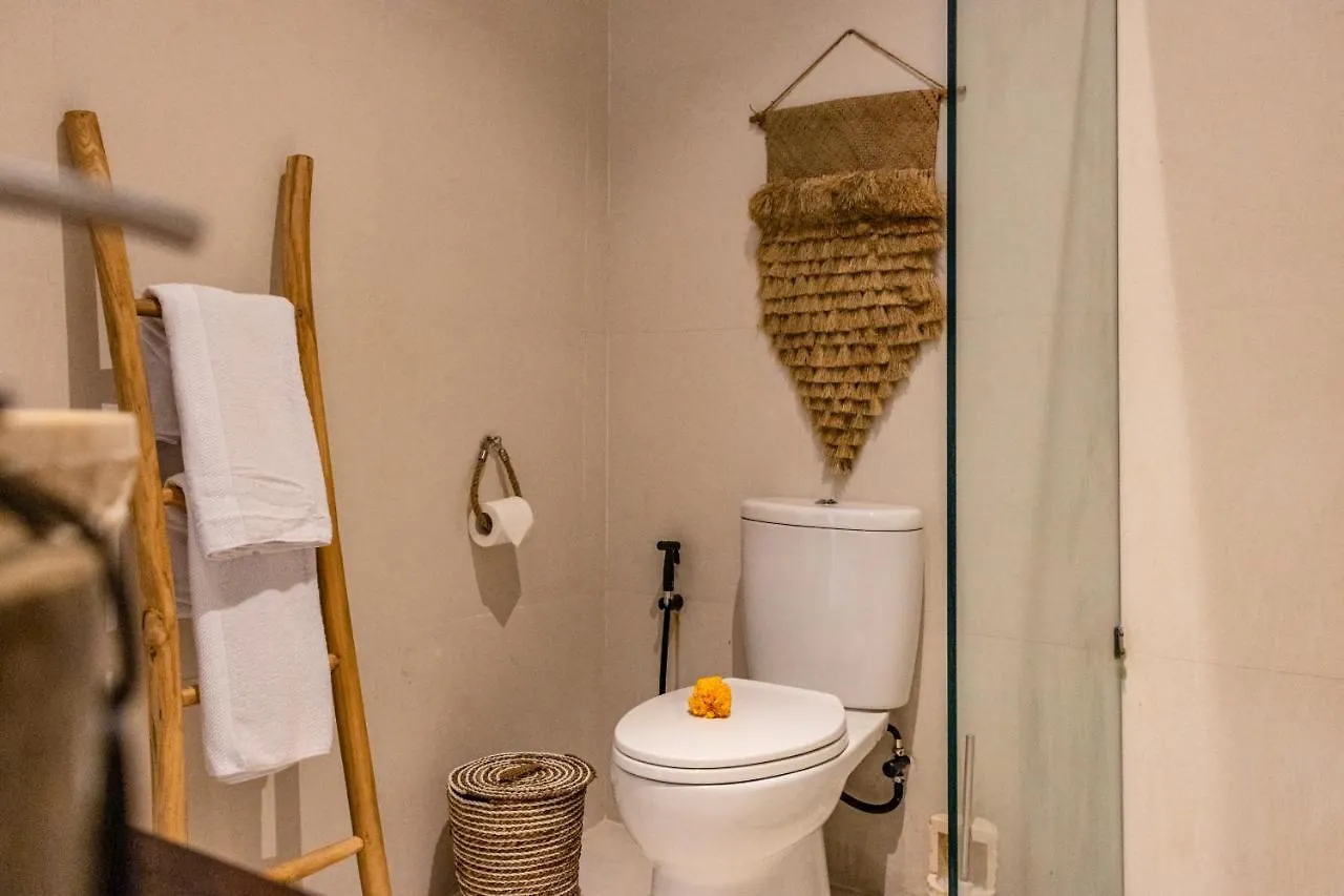 Newly Renovated Trendy 4Bd Pvt Villa In Seminyak Indonesia